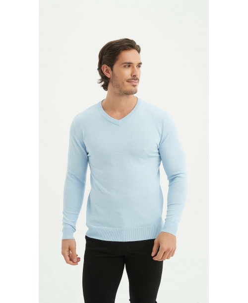 YE-6745-176 Pull bleu doux col V