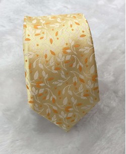 CRHQ-37 Cravate vanille à motifs LIBERTY