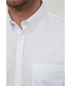 WHT-07-1 Chemise blanche col boutonné en coupe confort